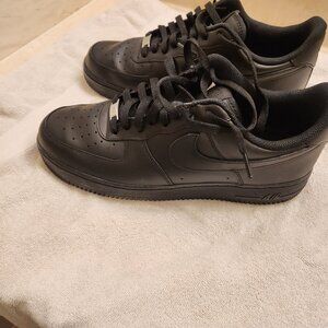 Black Nike Air Force 1's (Ones) Newer